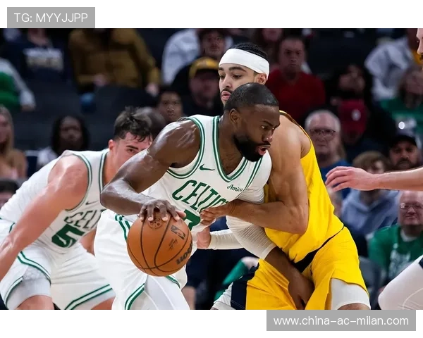 布朗34+8+7难救主，怀特贡献高效输出——一场篮球的精彩对决